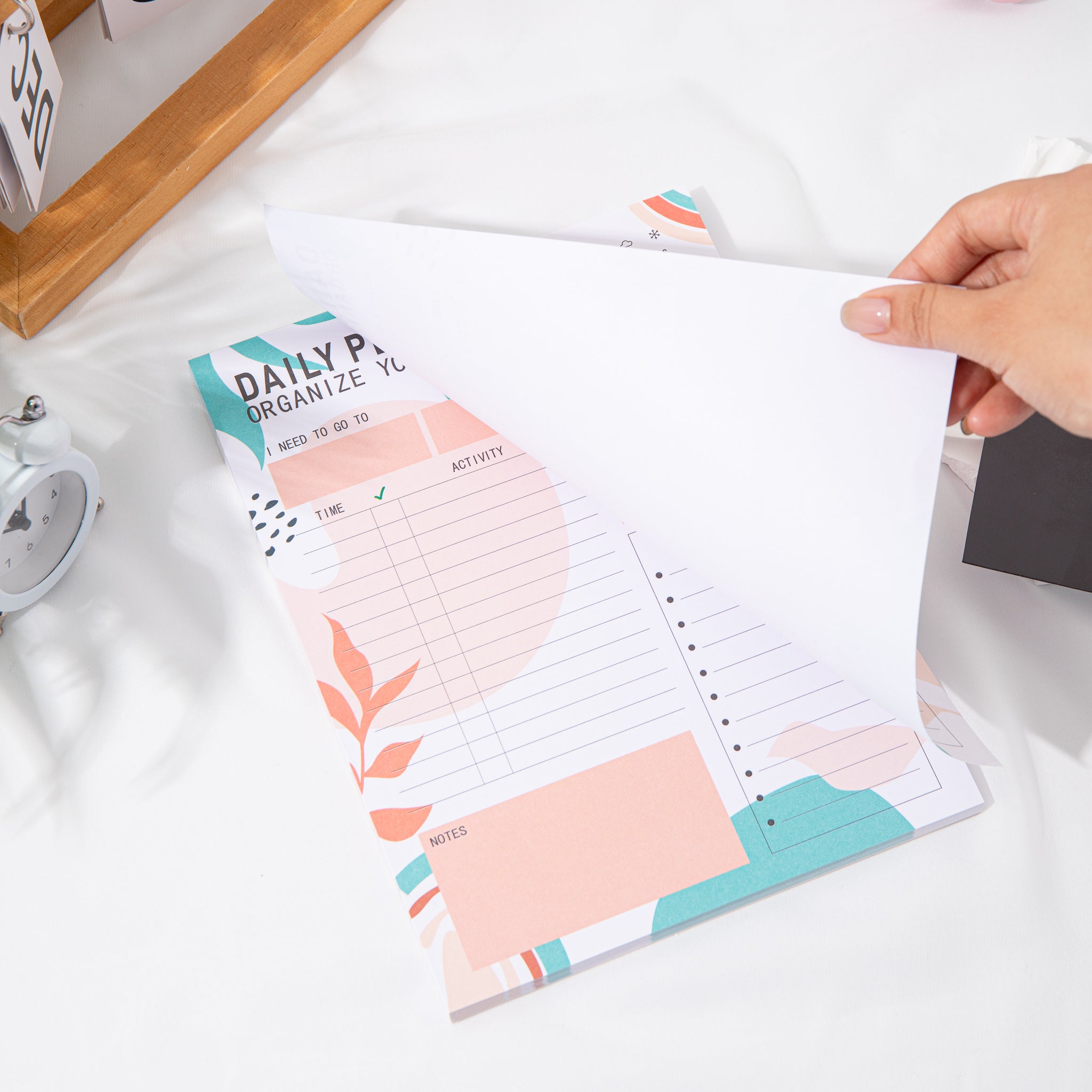 52 Undated Daily Planner Notepad